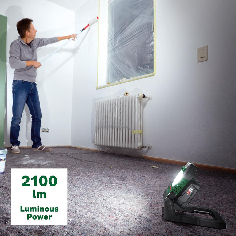 Bosch accu-ledlamp/bouwlamp/draagbare schijnwerper UniversalWorkLight 18V-2100 (max. 2100 lumen, 3 helderheidsstanden, in 10 standen kantelbare kop; zonder accu)