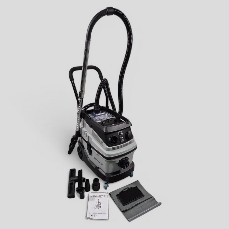 Baustaubsauger mit EU-Frontstecker Profi